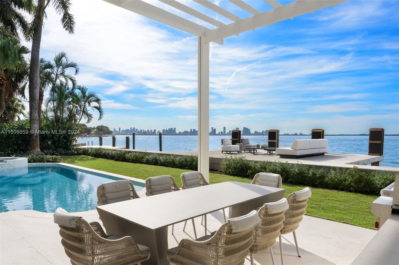 LA GORCE GOLF SUB - Residential