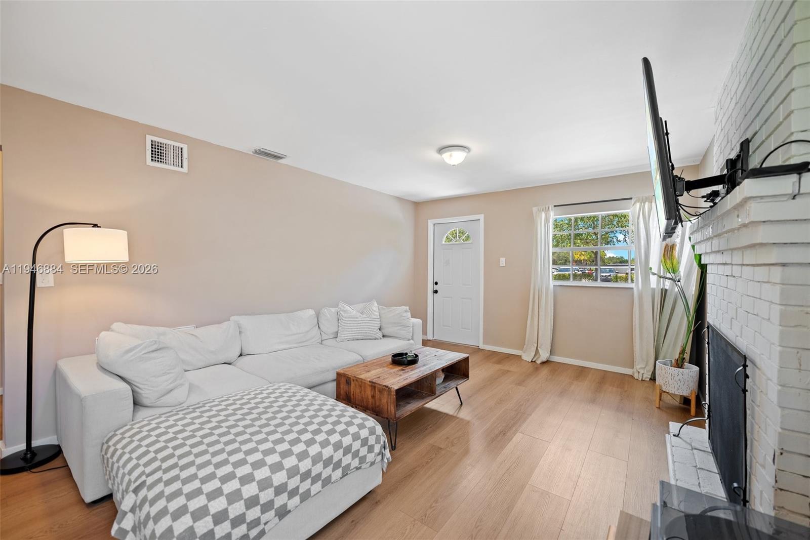 RELLAND PARK - Residential