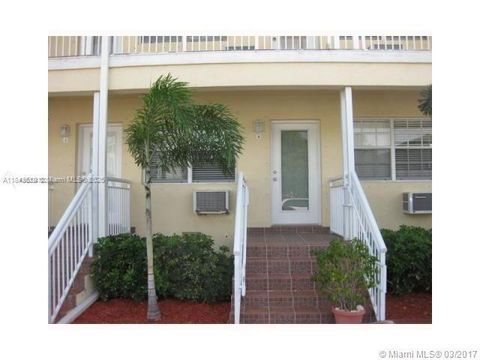 330 74th St 13 Miami Beach FL 33141