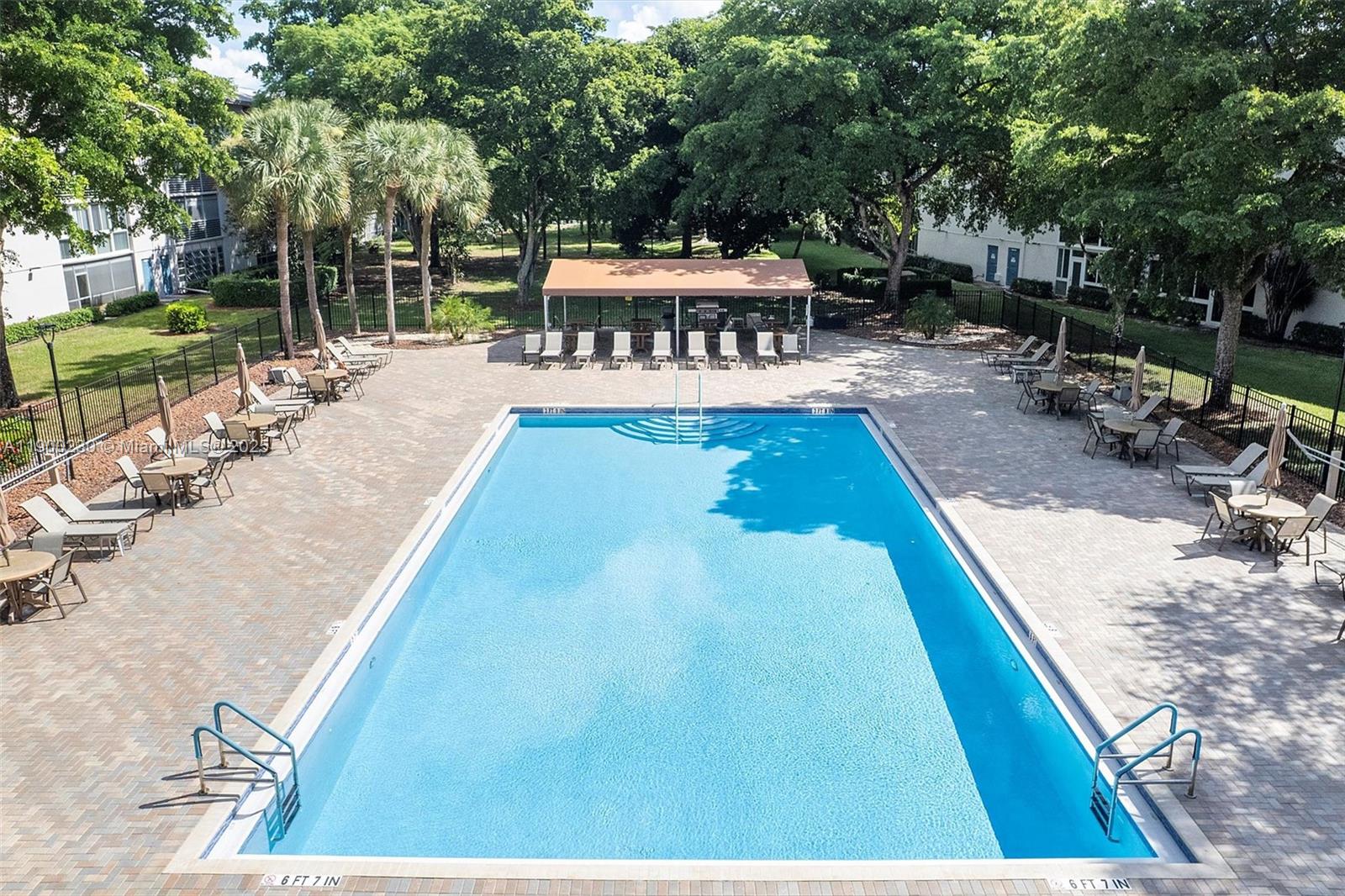 GRANADA VILLAGE C CONDO - Residential