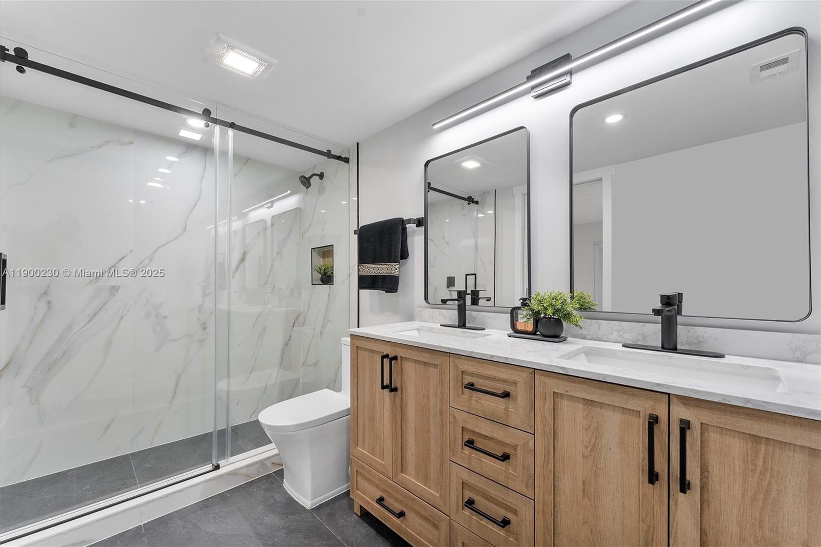 GRANADA VILLAGE C CONDO - Residential