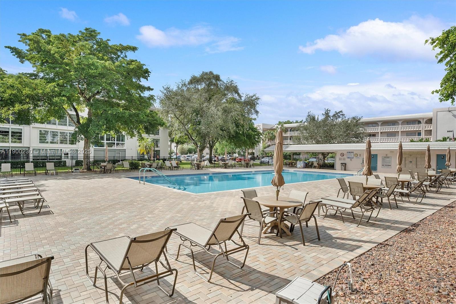 GRANADA VILLAGE C CONDO - Residential