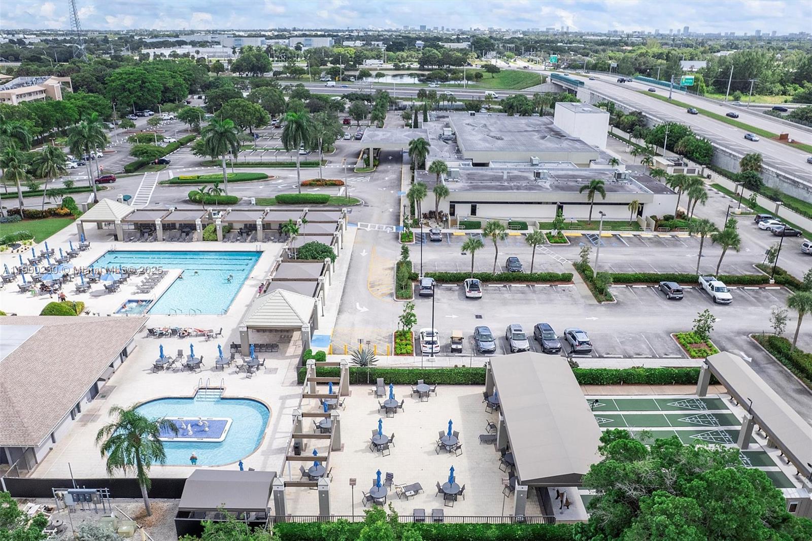 GRANADA VILLAGE C CONDO - Residential