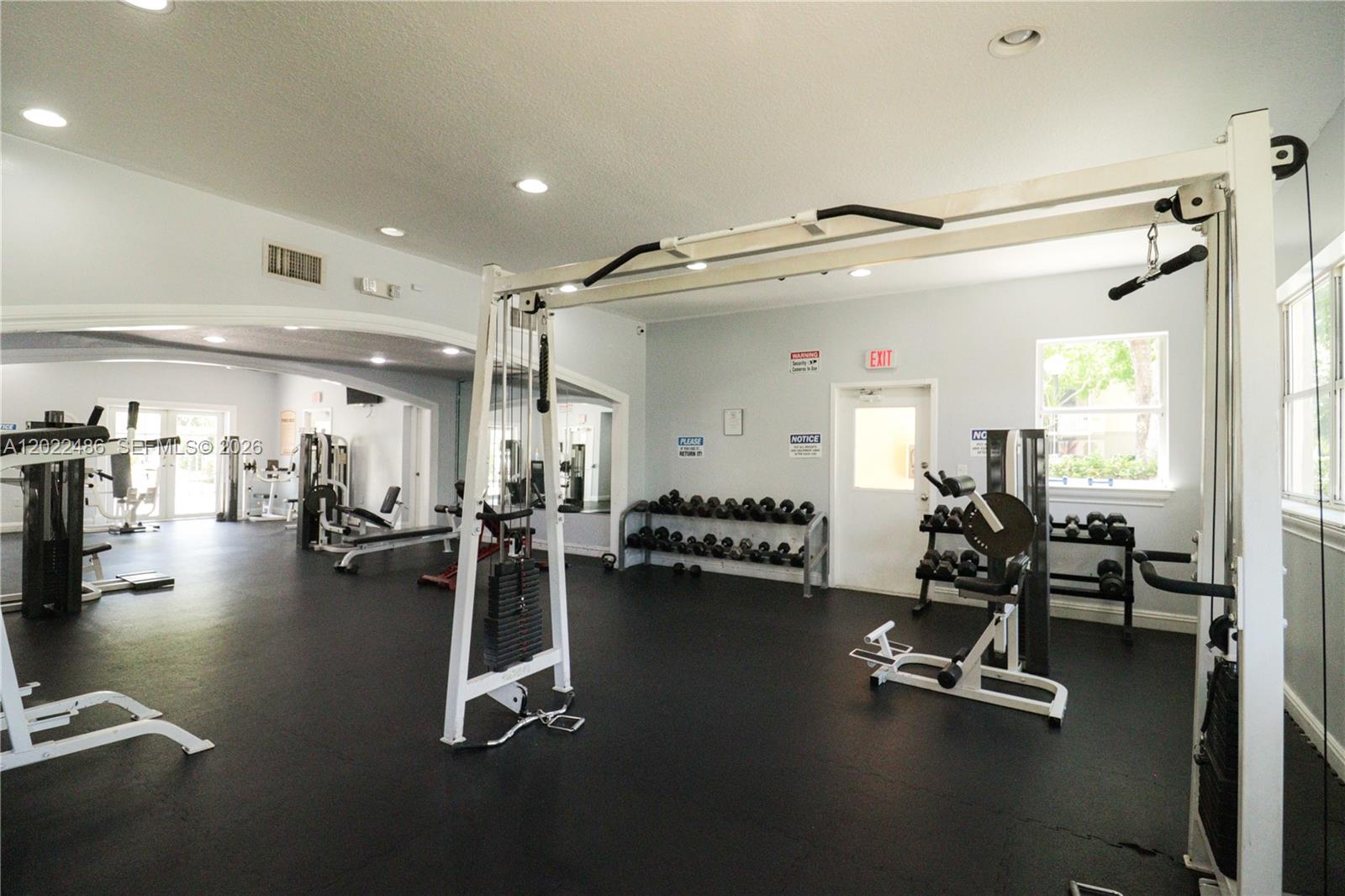 LAS VISTAS AT DORAL CONDO - Residential