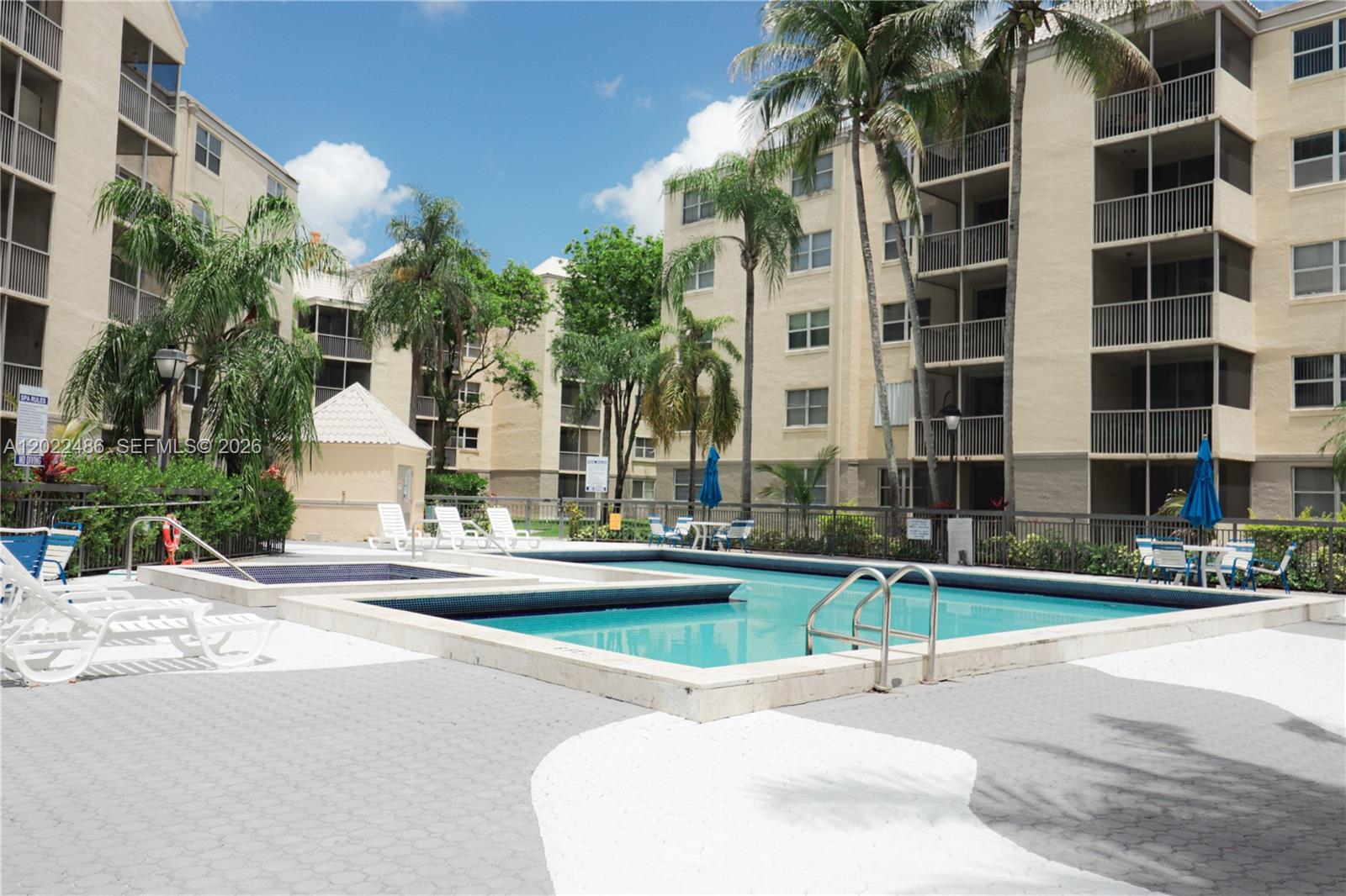 LAS VISTAS AT DORAL CONDO - Residential