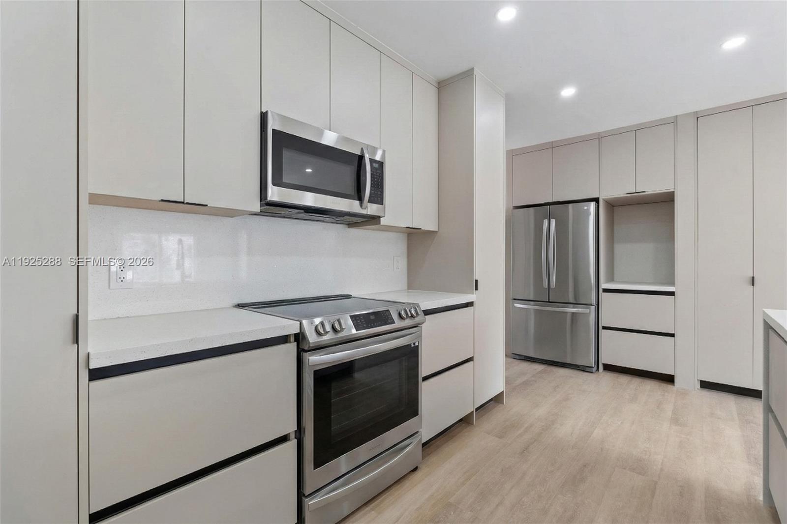 ORANGE HEIGHTS - Residential