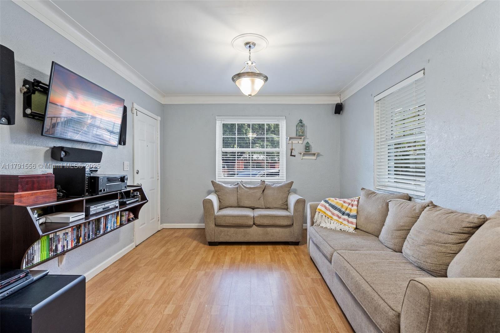 1245 NW 117th St