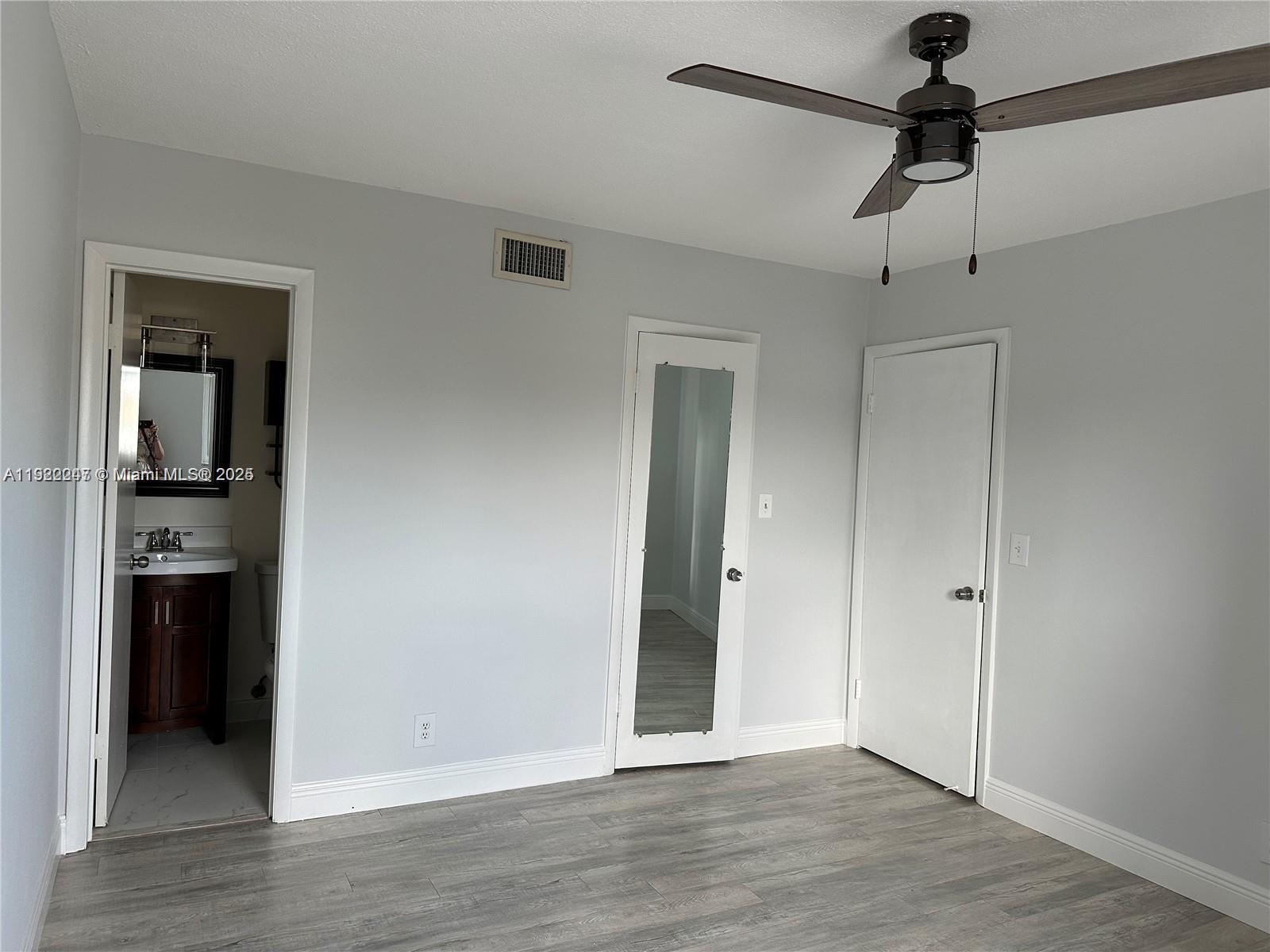 ELDORADO COUNTRY CLUB TOW - Residential Lease