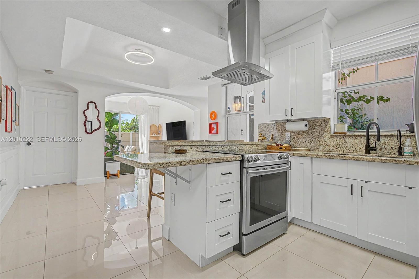 ANCHORAGE AT MIAMI LAKES - Residential