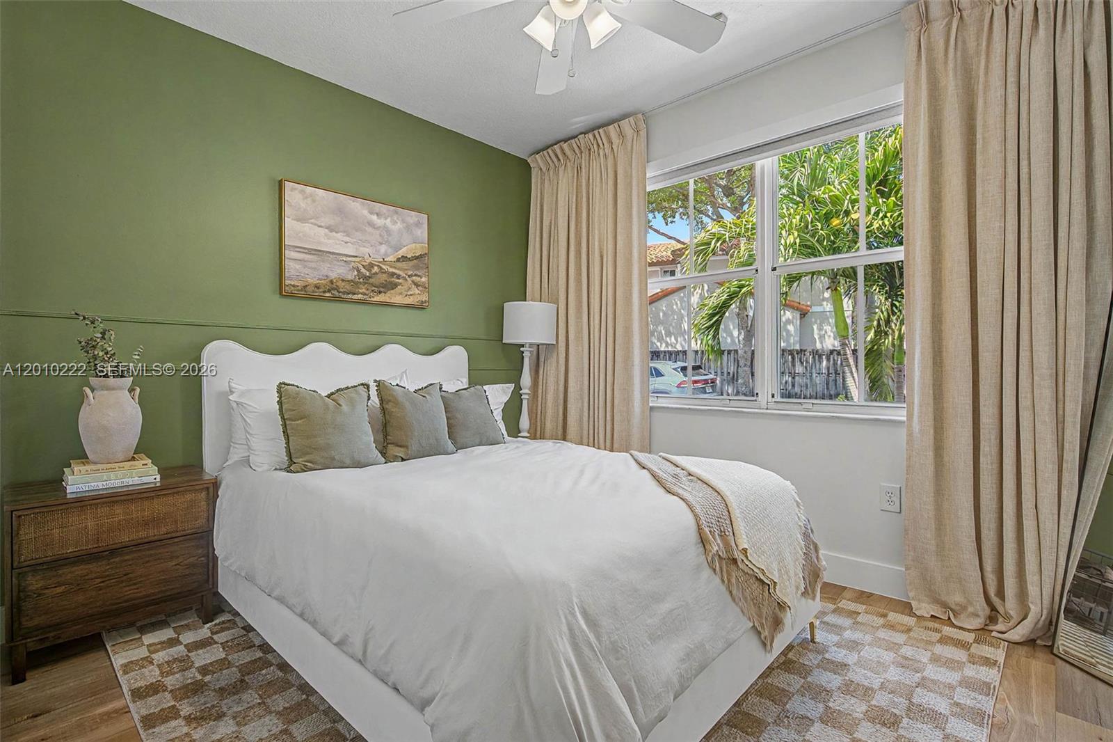 ANCHORAGE AT MIAMI LAKES - Residential