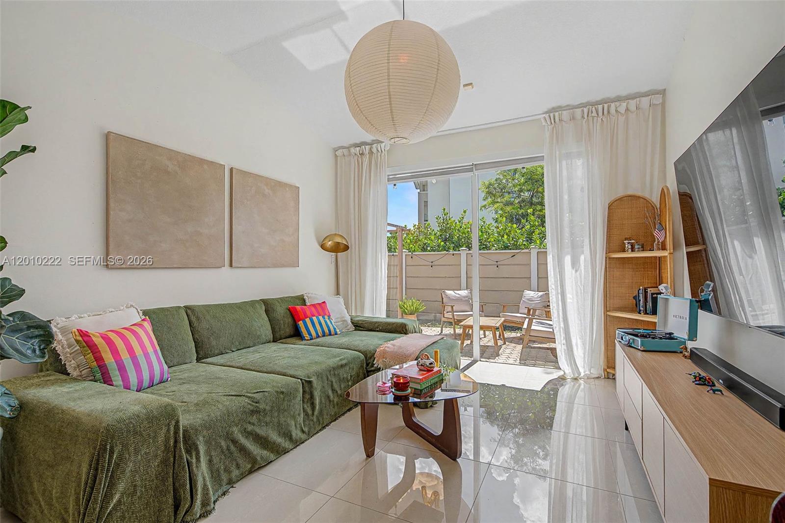 ANCHORAGE AT MIAMI LAKES - Residential