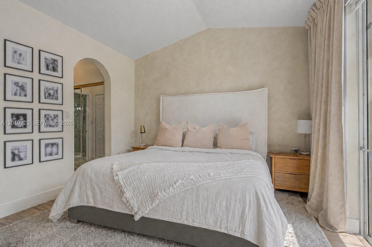 ANCHORAGE AT MIAMI LAKES - Residential