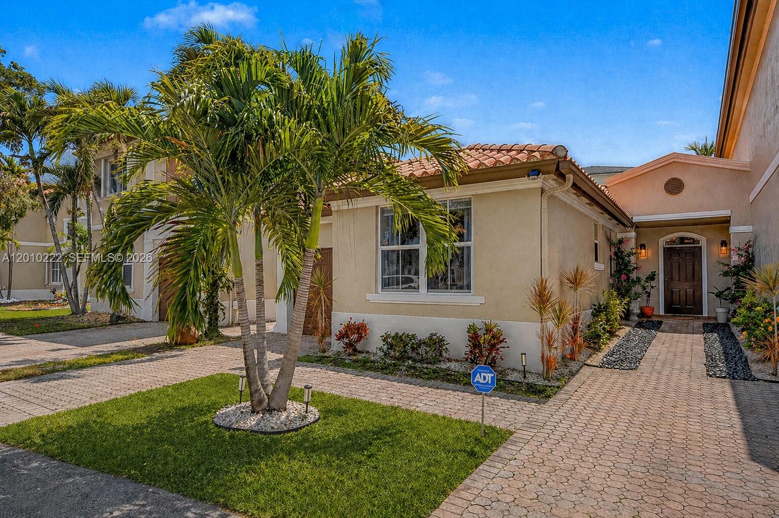 ANCHORAGE AT MIAMI LAKES - Residential