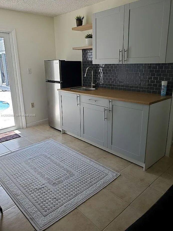 SUNRISE GOLF VILLAGE - Residential