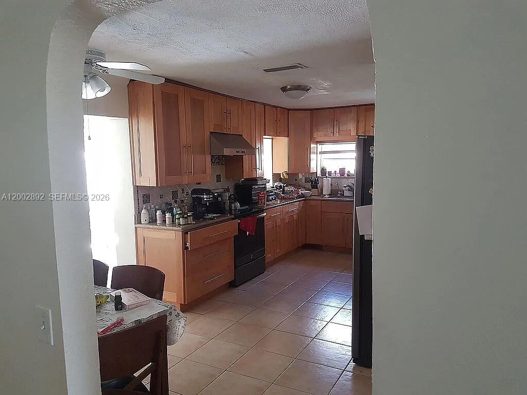 SUNRISE GOLF VILLAGE - Residential