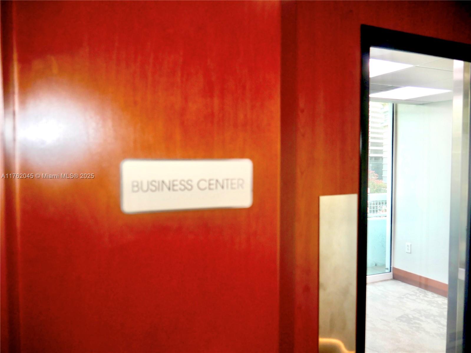 BRICKELL ONTHE RIVER NORTH - Residential