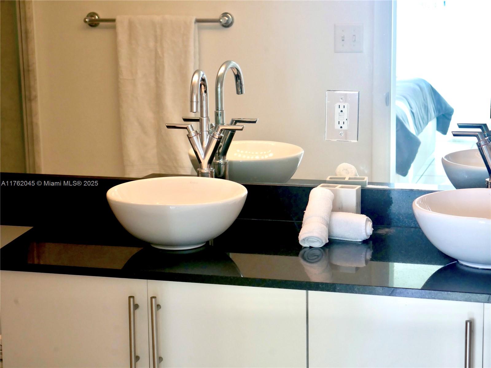 BRICKELL ONTHE RIVER NORTH - Residential