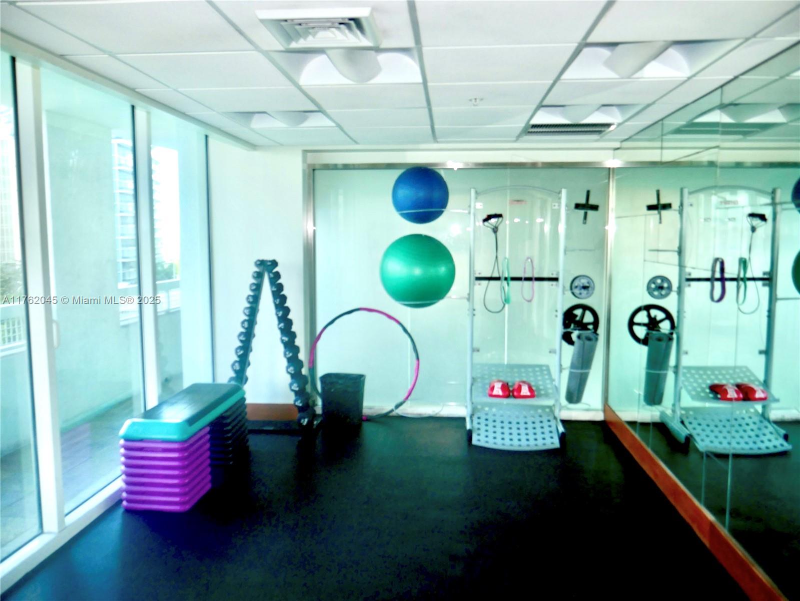 BRICKELL ONTHE RIVER NORTH - Residential