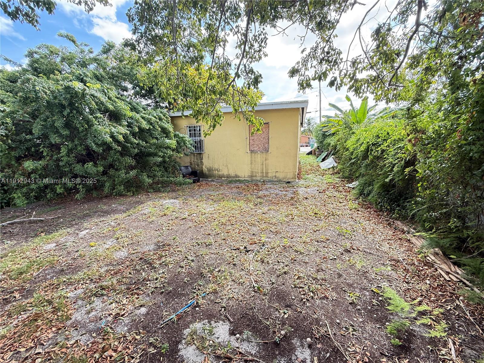 LIBERTY CITY - Residential