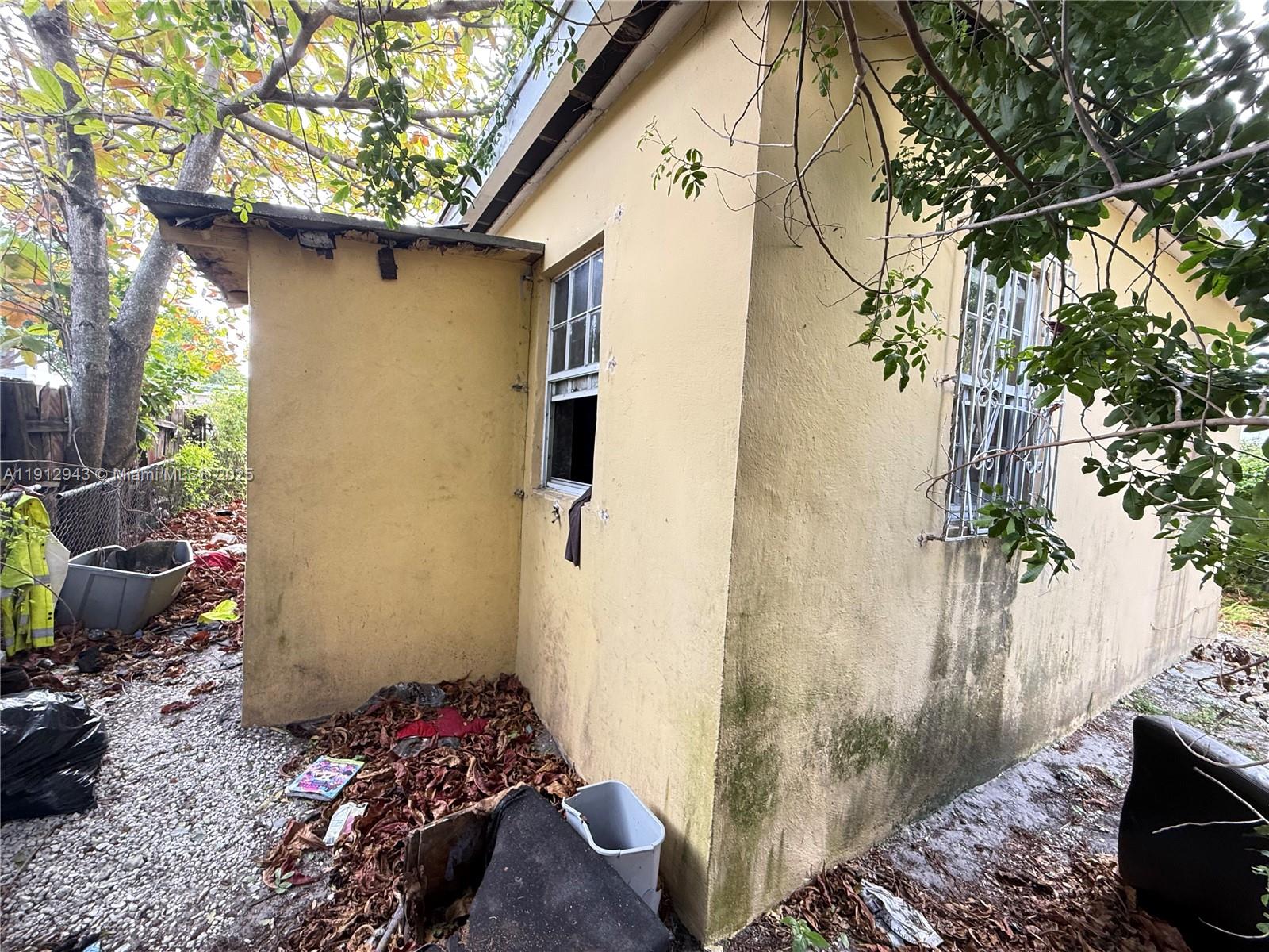 LIBERTY CITY - Residential