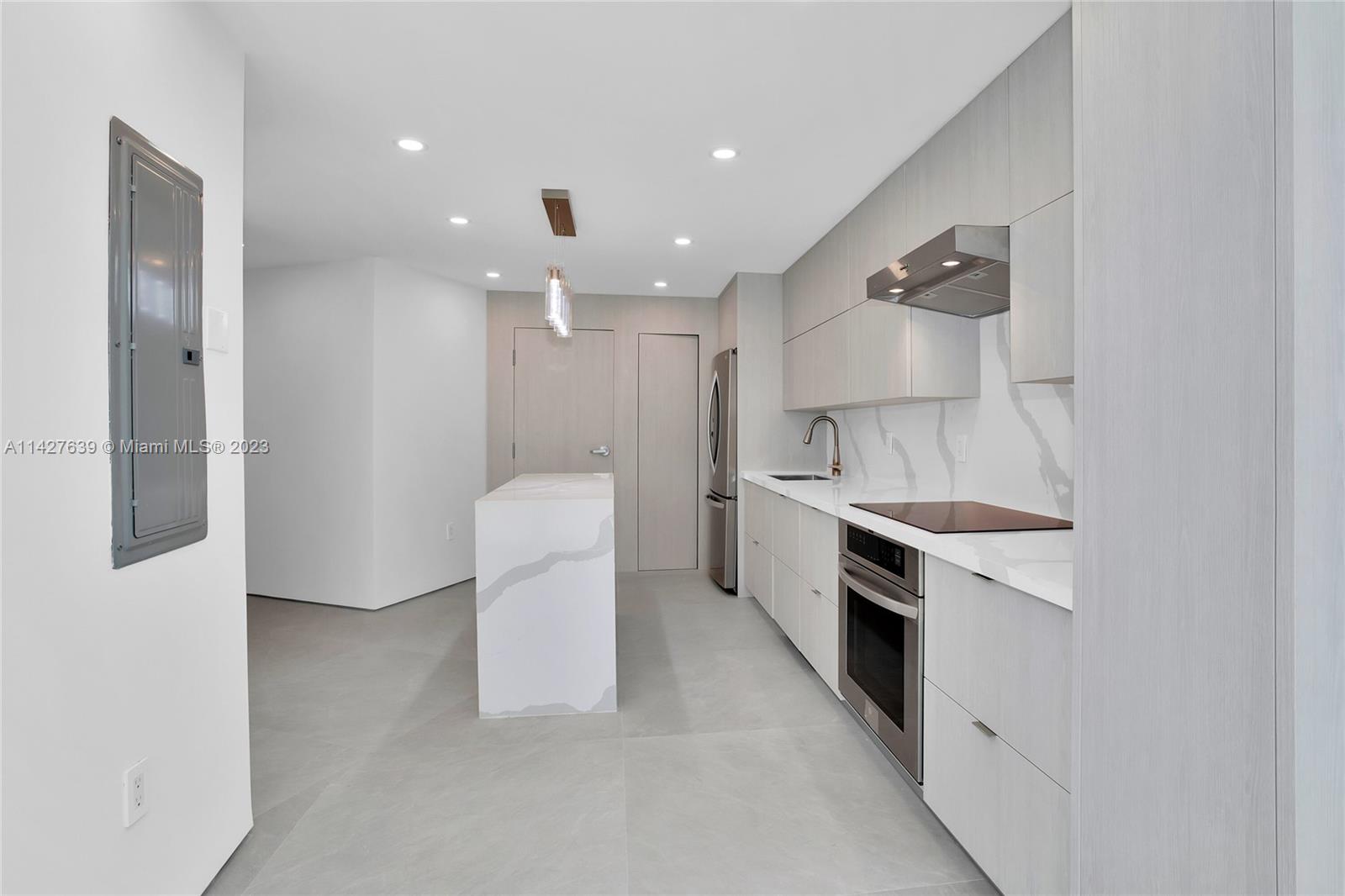 MAR-AZUL CONDO - Residential