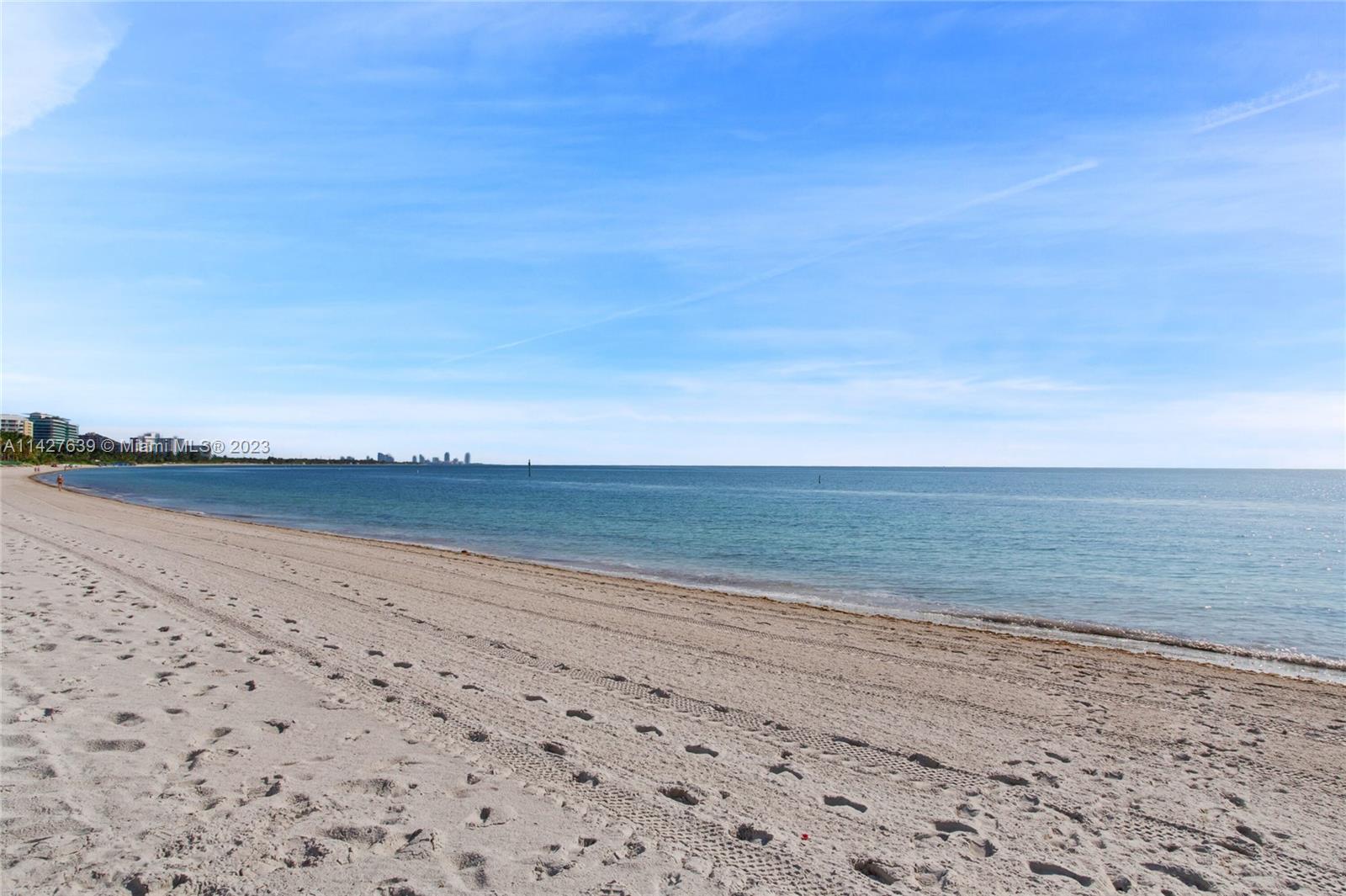 MAR-AZUL CONDO - Residential