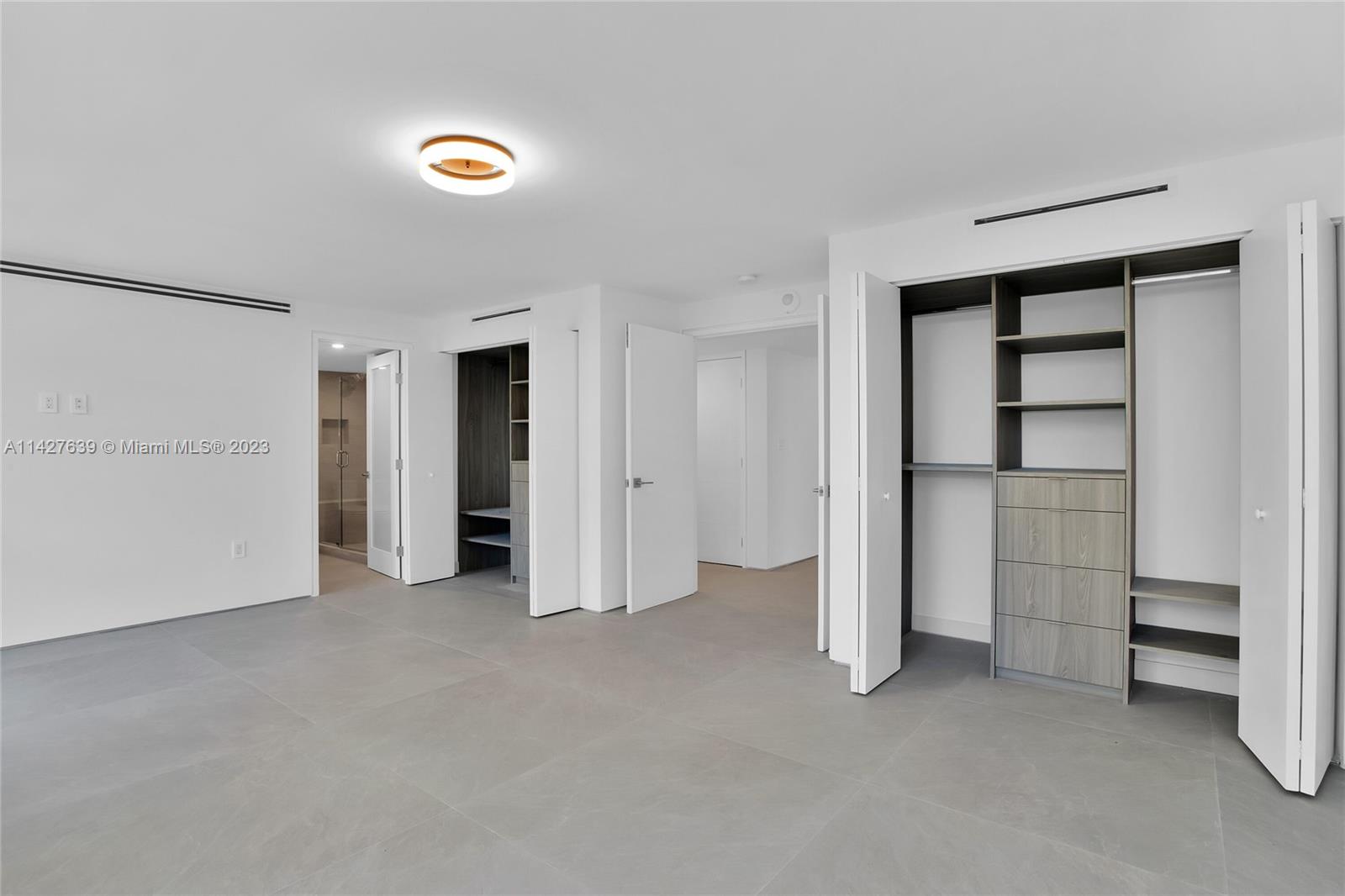 MAR-AZUL CONDO - Residential