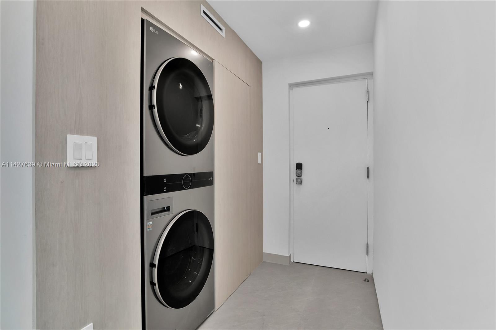 MAR-AZUL CONDO - Residential