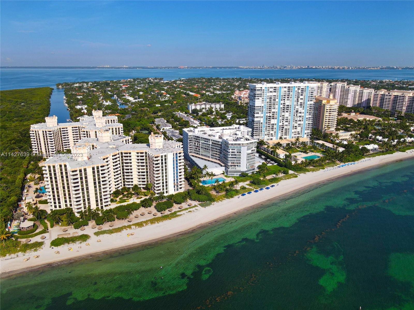 MAR-AZUL CONDO - Residential