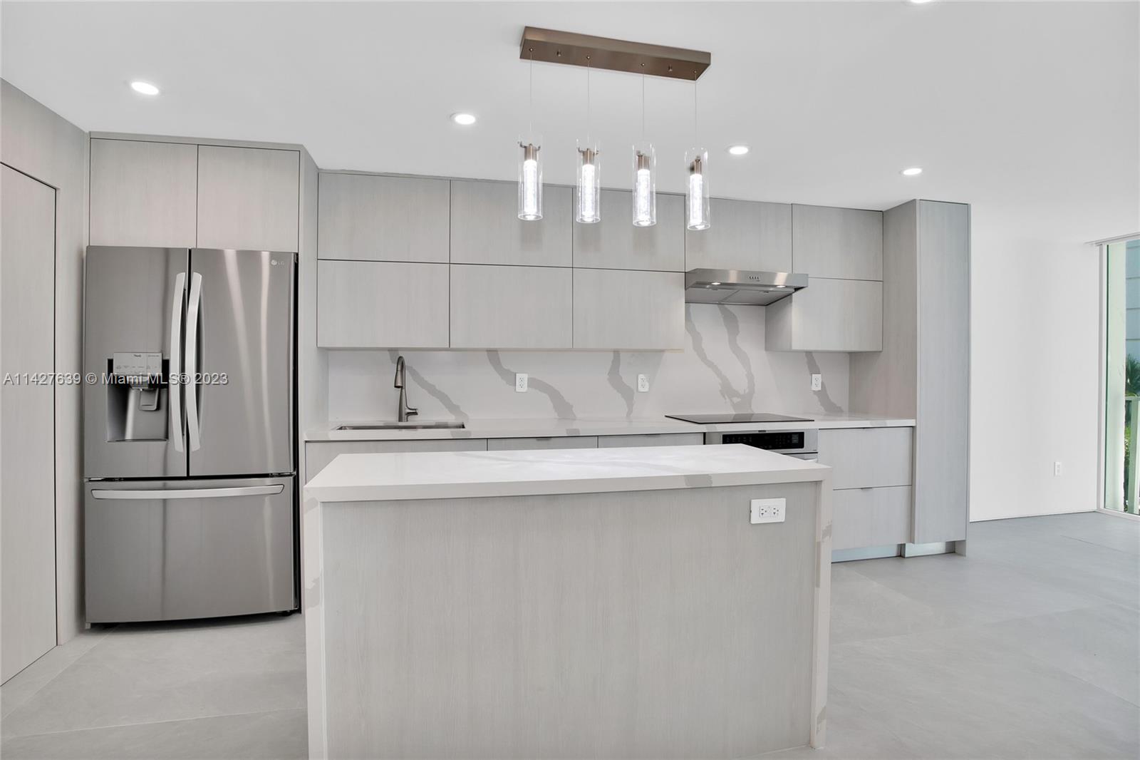 MAR-AZUL CONDO - Residential