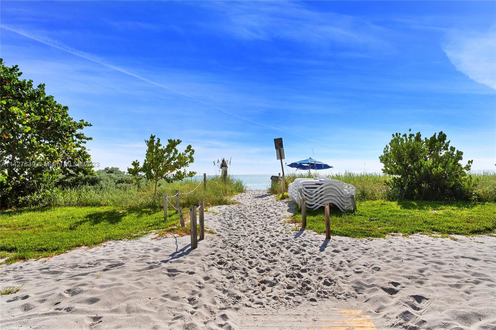 MAR-AZUL CONDO - Residential