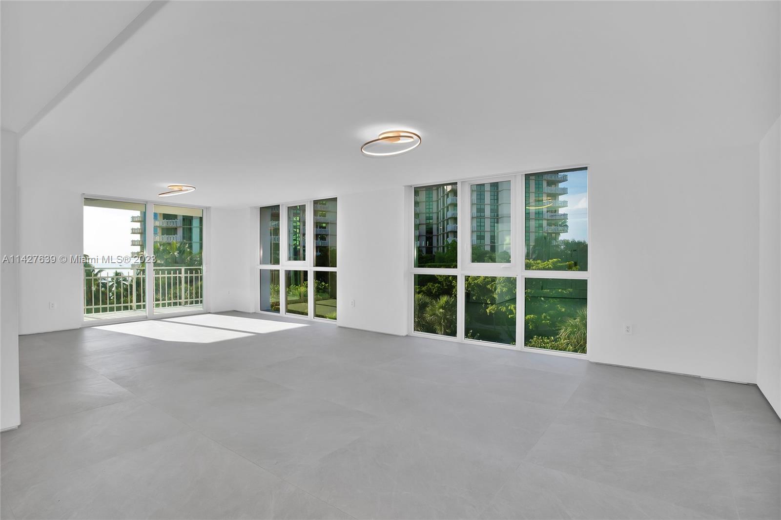 MAR-AZUL CONDO - Residential