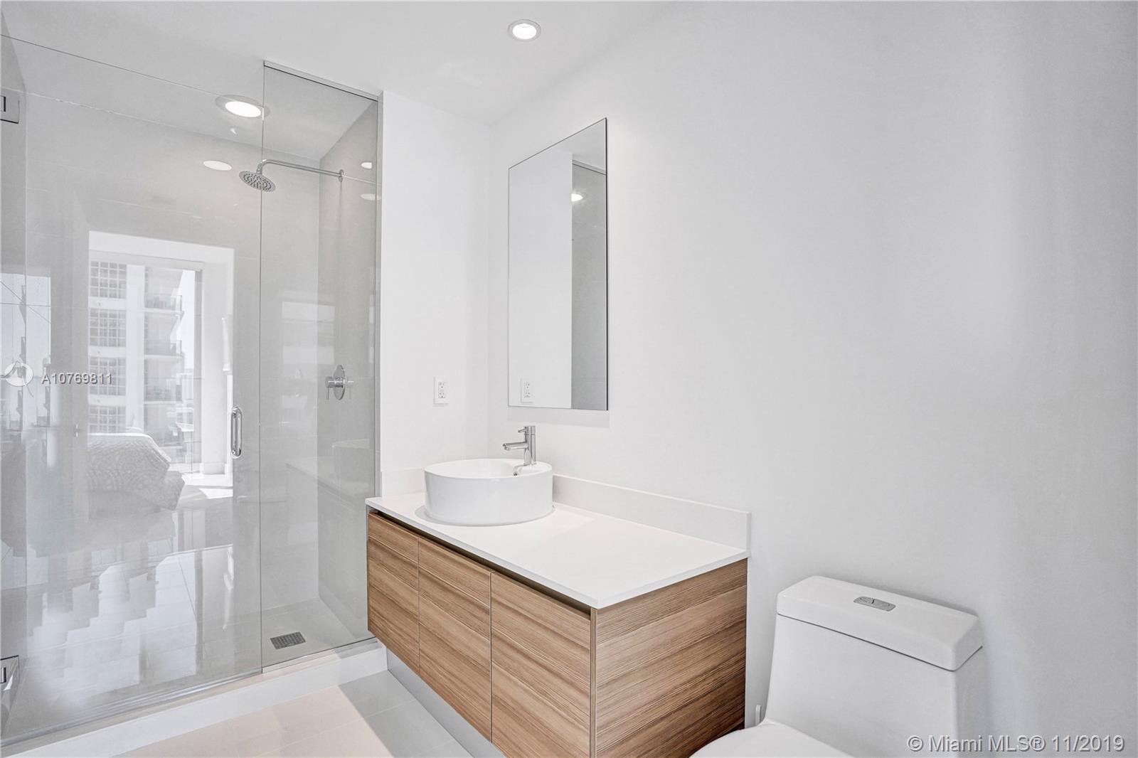 3401 MIDTOWN CONDO - Residential Lease