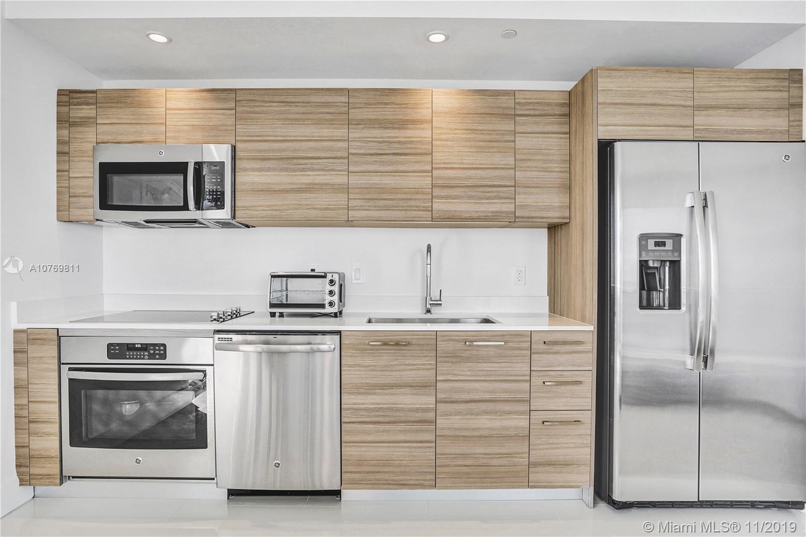 3401 MIDTOWN CONDO - Residential Lease