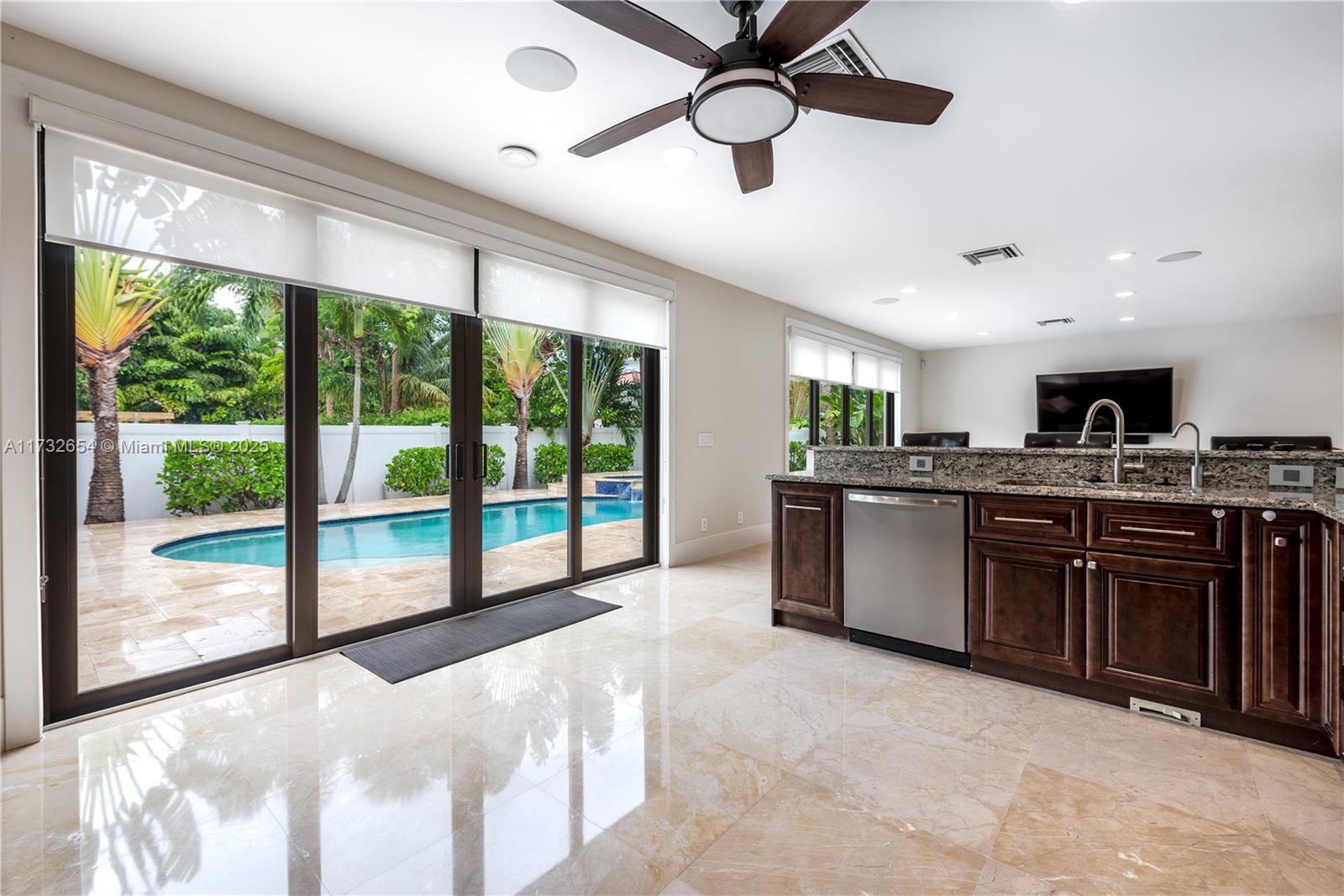 BOCA RATON POR LA MAR - Residential Lease