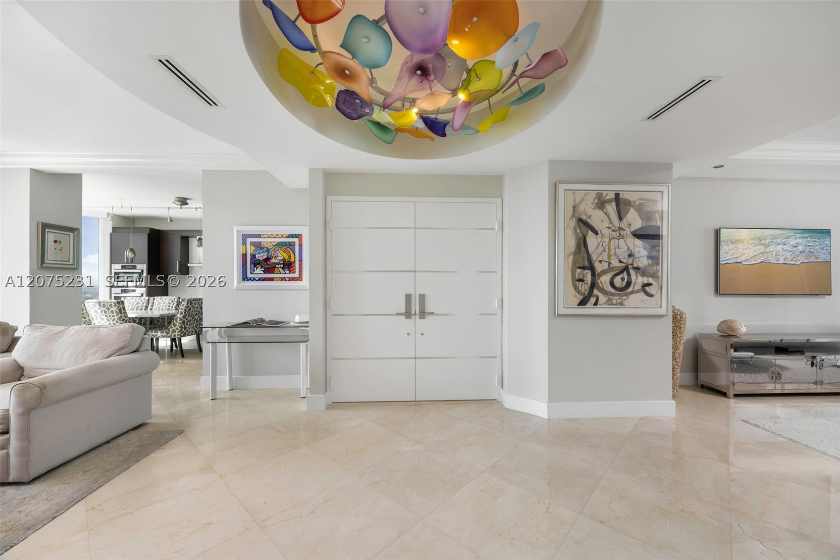 300 Pointe Dr 2806
