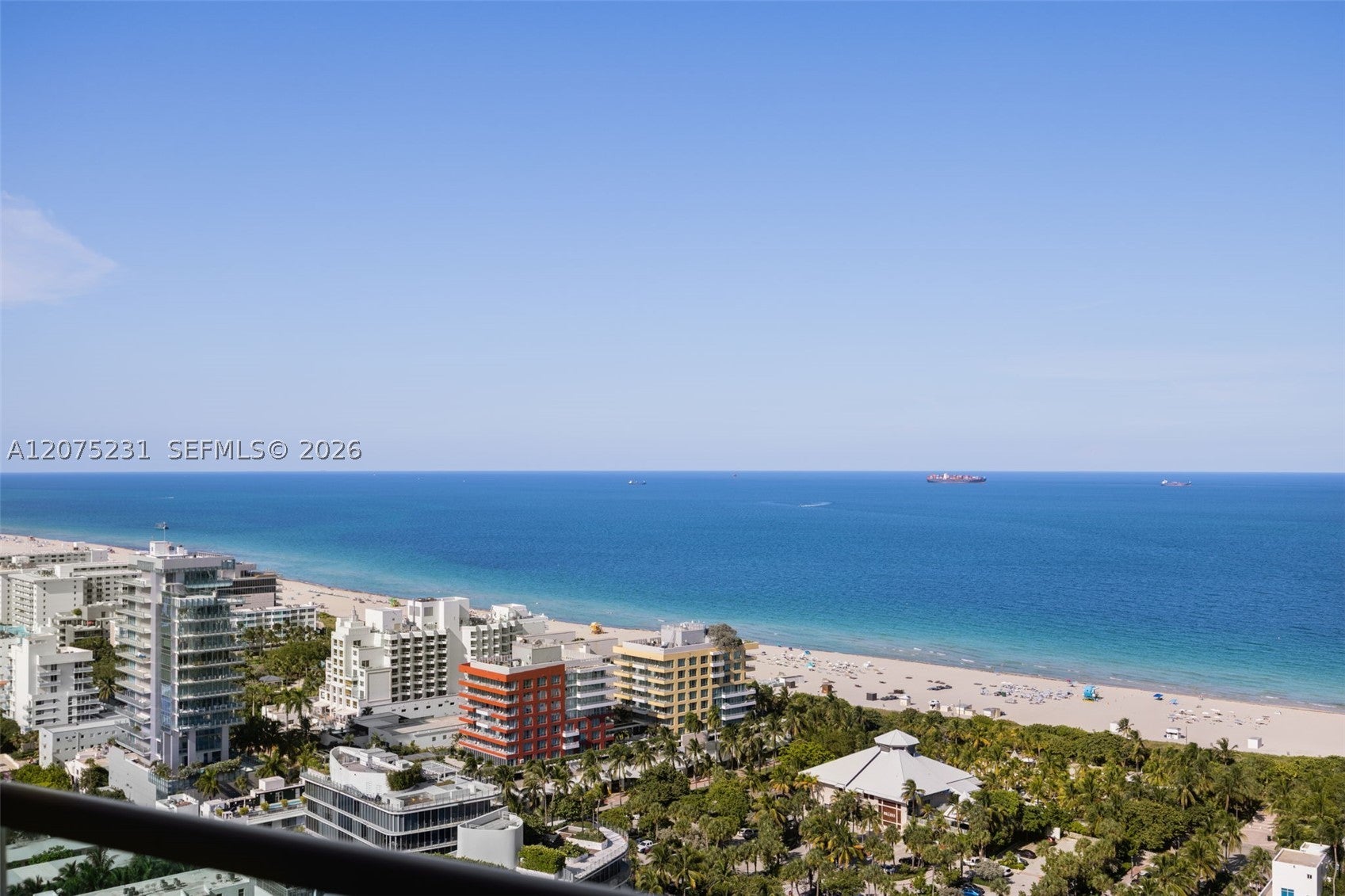 300 Pointe Dr 2806