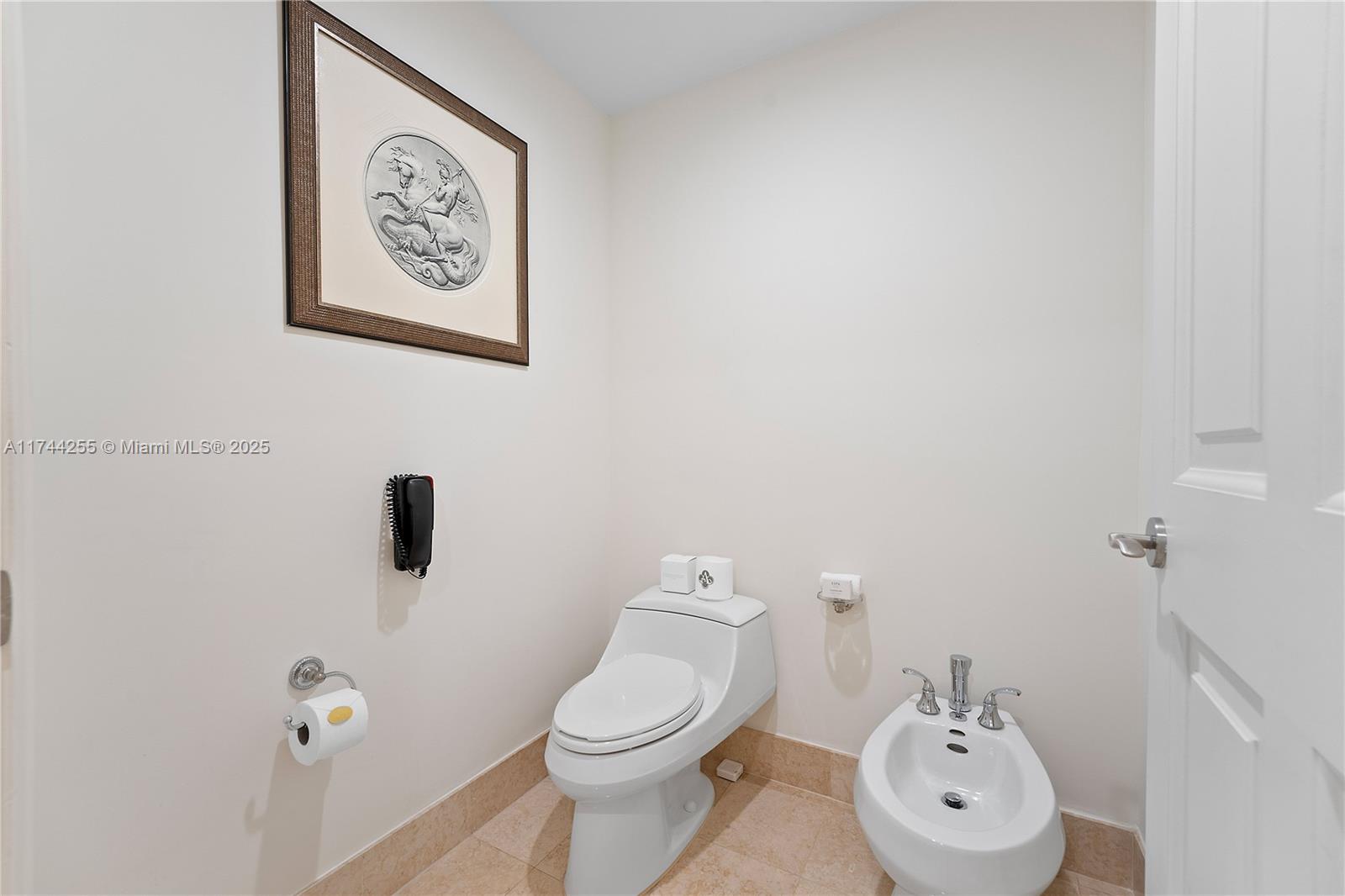 ACQUALINA OCEAN RESIDENCE - Residential