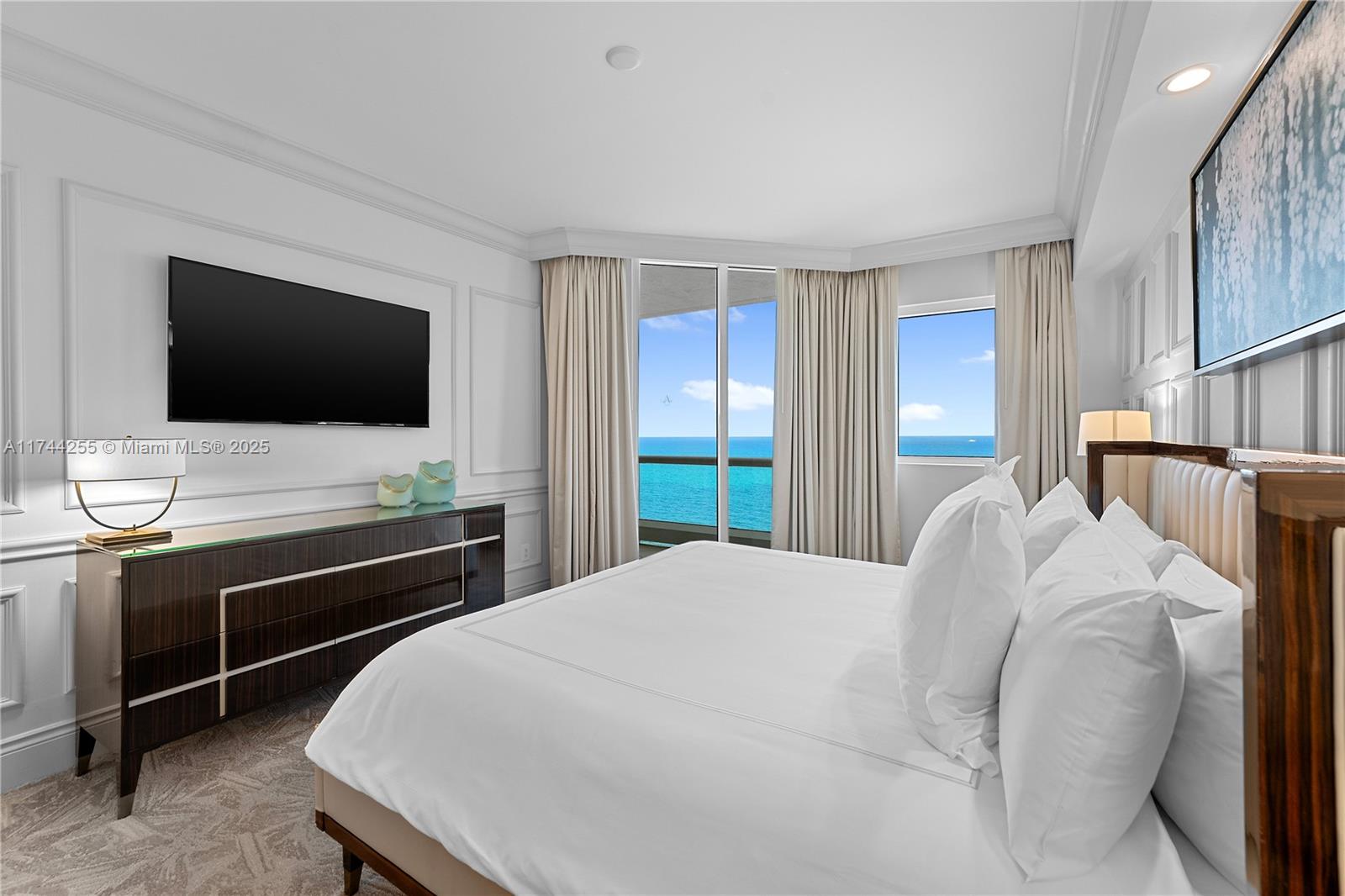ACQUALINA OCEAN RESIDENCE - Residential