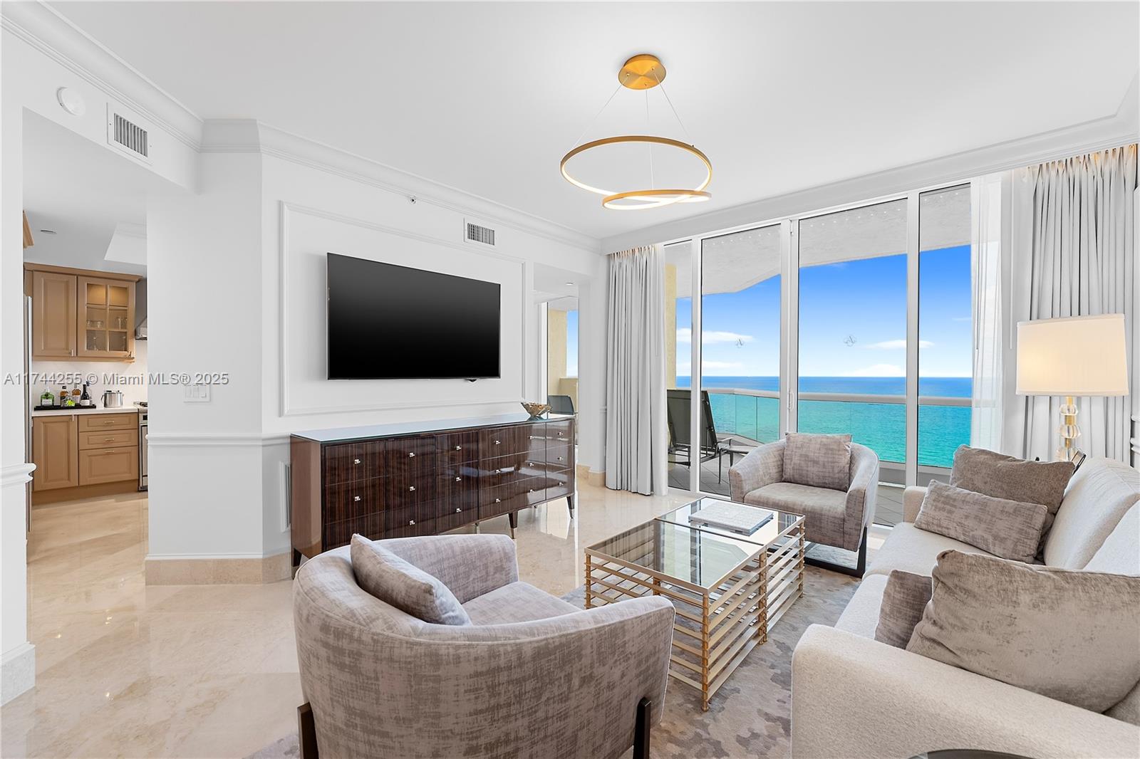 17875 Collins Ave 2704