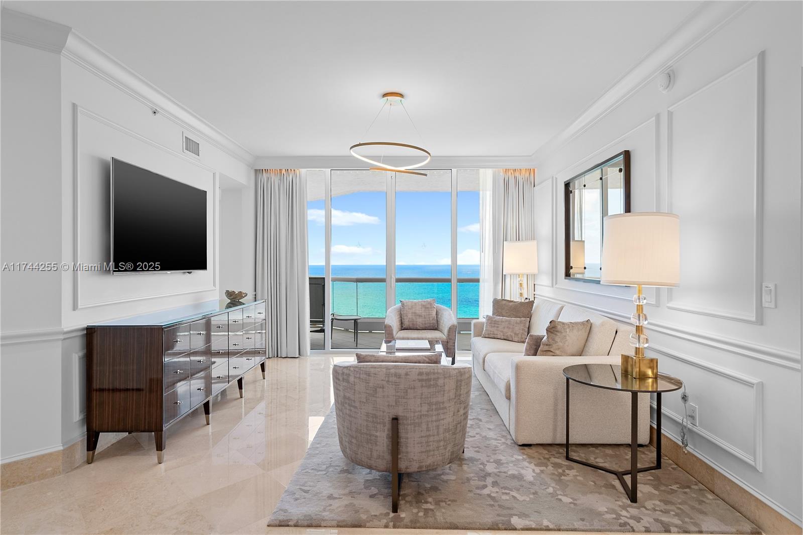 17875 Collins Ave 2704