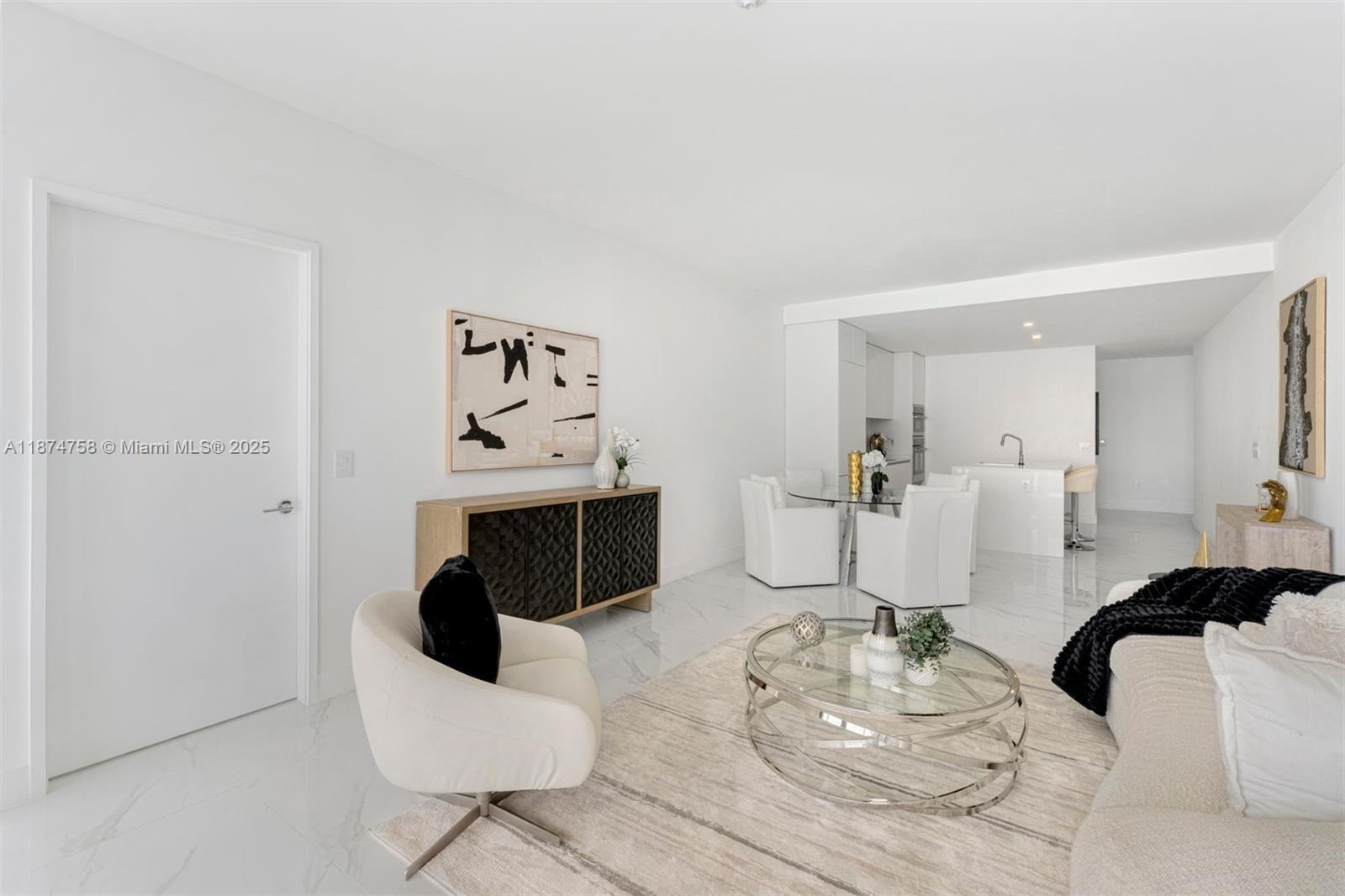 BAY BREEZE - Residential