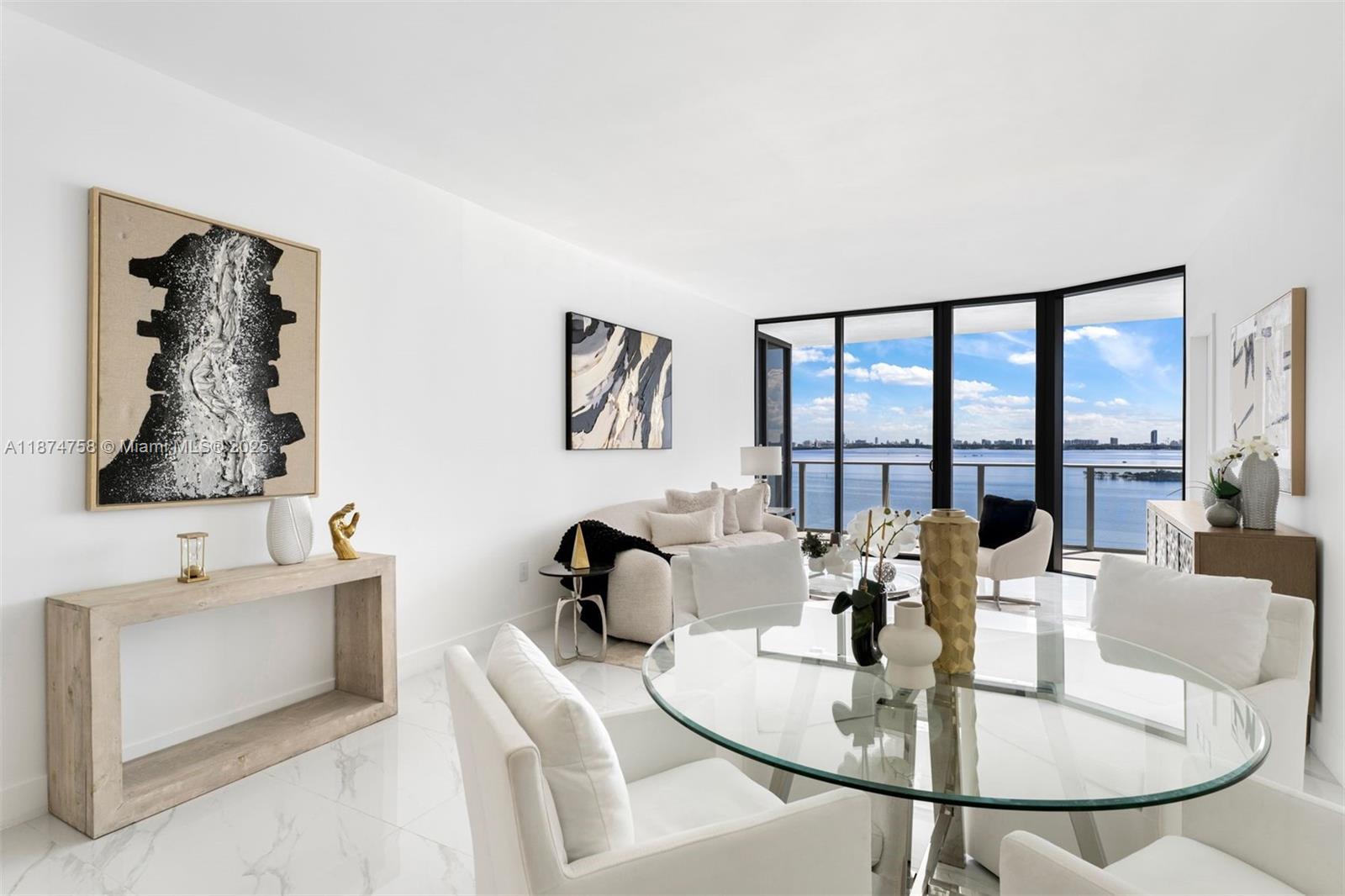 BAY BREEZE - Residential