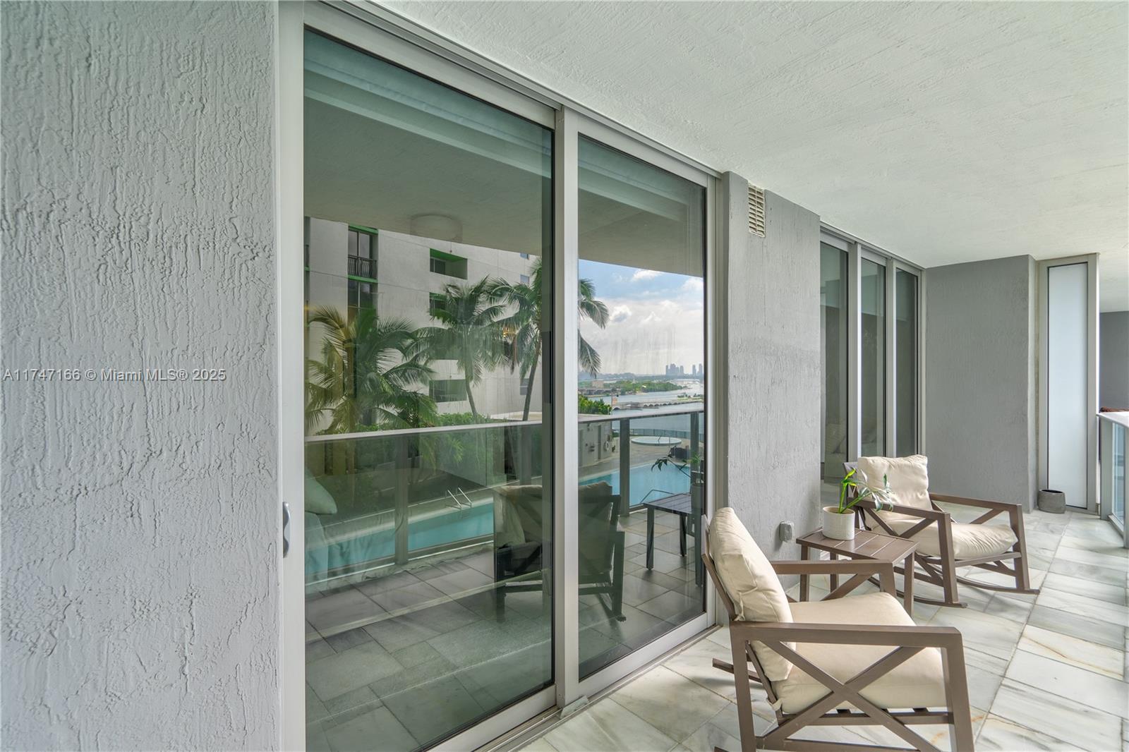 ARIA ON THE BAY CONDO - Residential