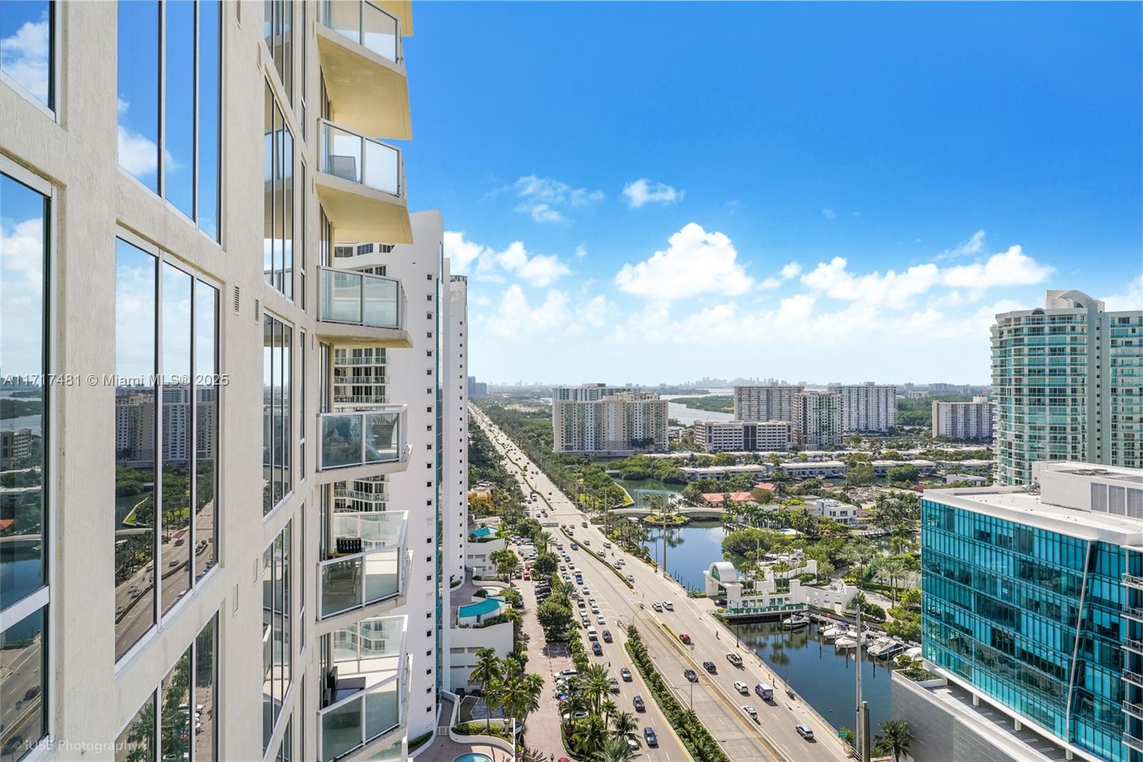 LA PERLA CONDO - Residential