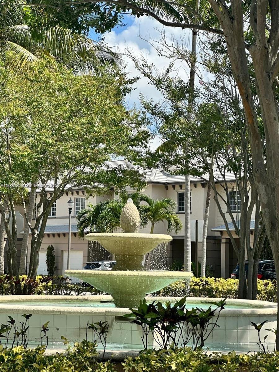 MARSH HARBOUR 41 CONDO - Residential Lease