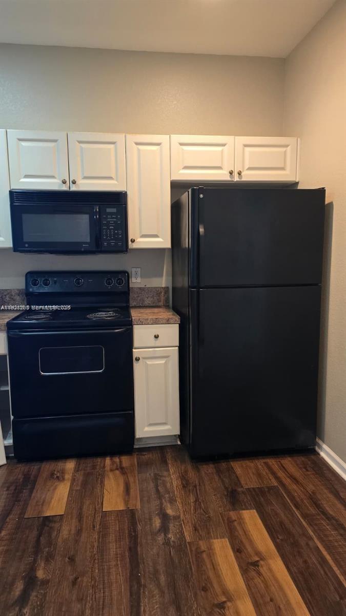 MARSH HARBOUR 41 CONDO - Residential Lease