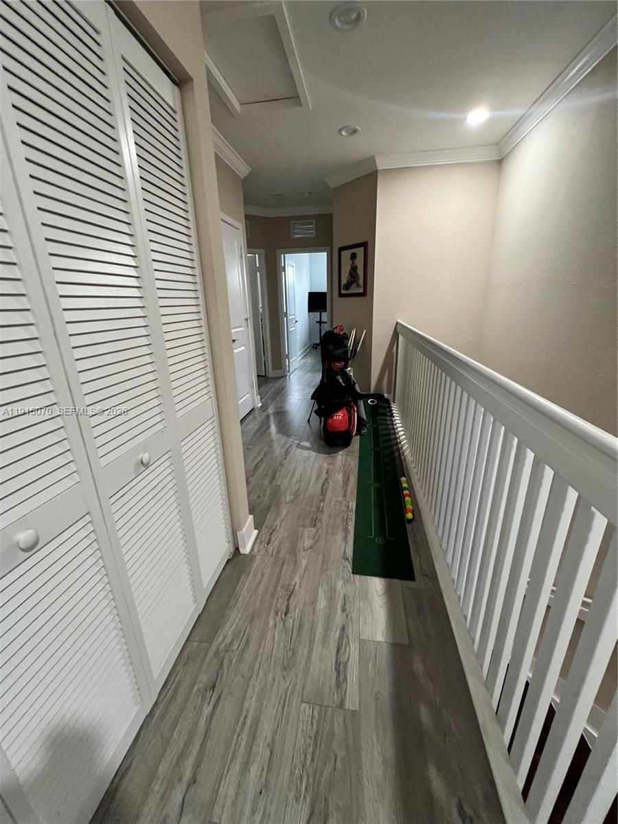 TOWNHOMES ON COCONUT PALM - Residential