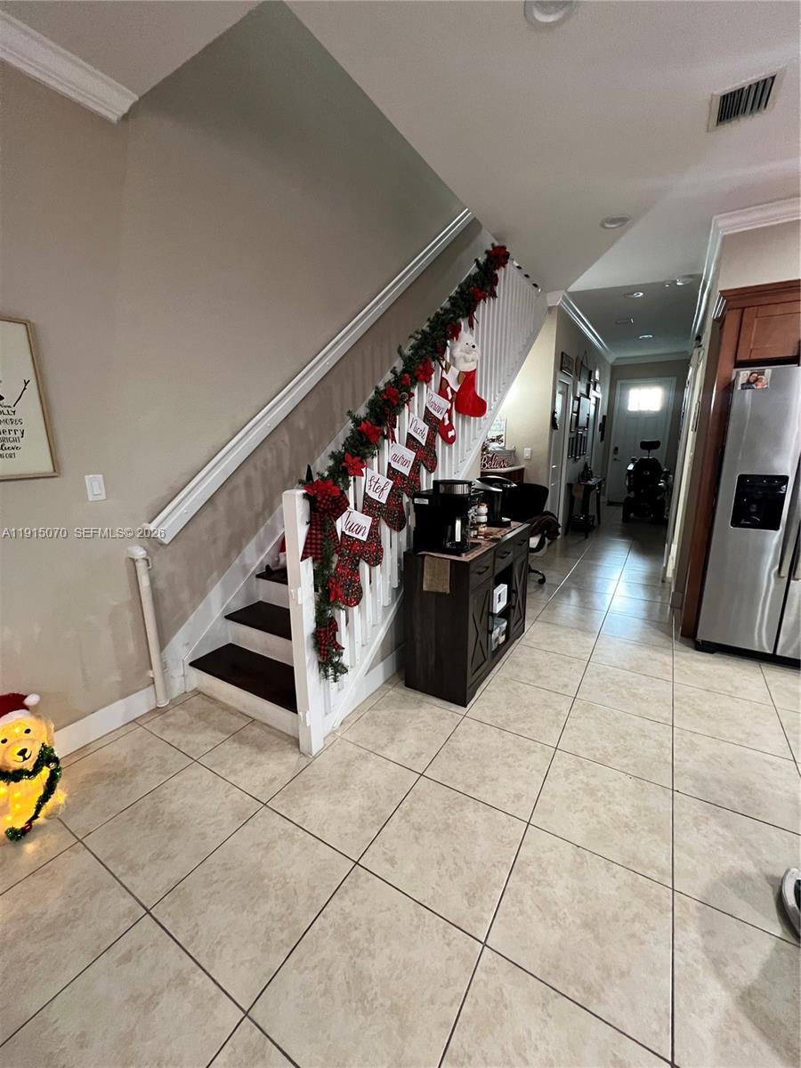 TOWNHOMES ON COCONUT PALM - Residential