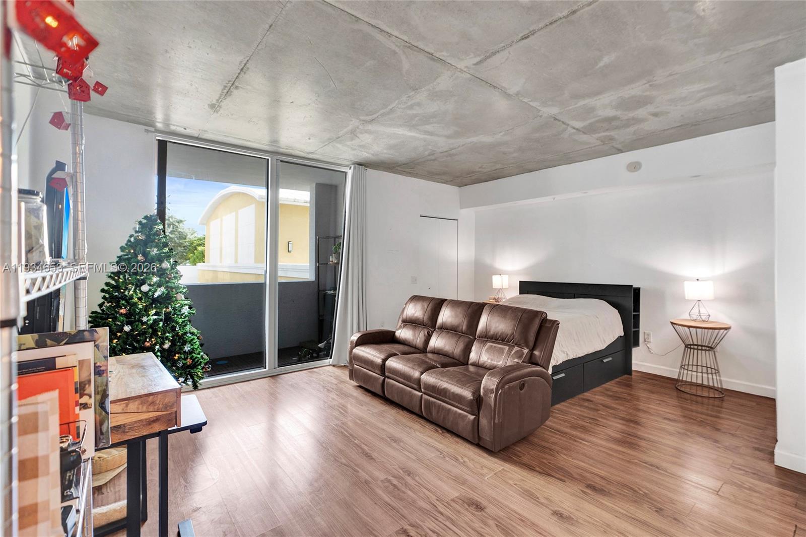 MIDTOWN LOFTS CONDO - Residential Lease